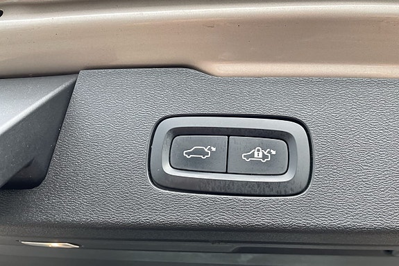 Volvo V60 14 of 18