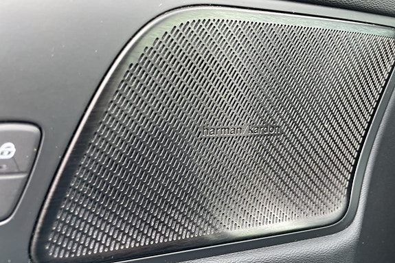 Volvo V60 16 of 18