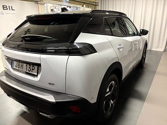 Peugeot 2008 4 of 15