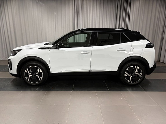 Peugeot 2008 2 of 15