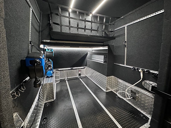 Volkswagen Crafter 16 of 22
