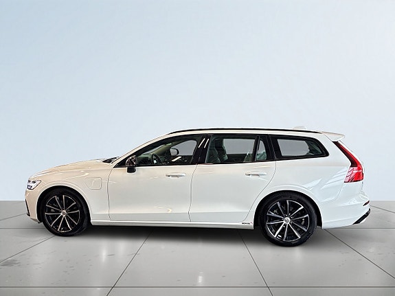 Volvo V60 4 of 27