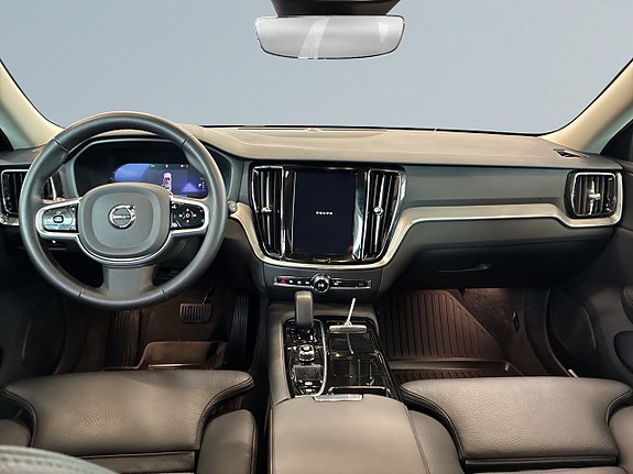 Volvo V60 8 of 27
