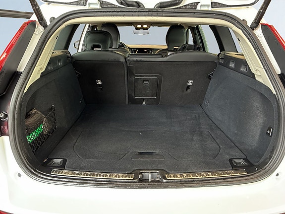 Volvo V60 12 of 27
