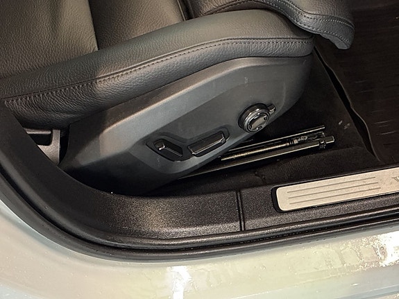 Volvo V60 19 of 27