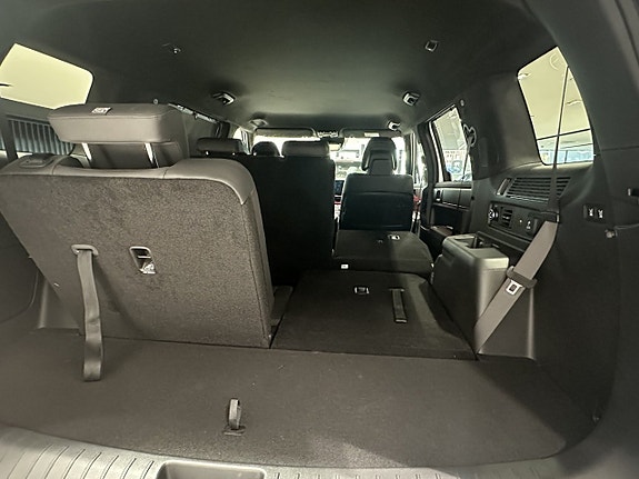 Hyundai Santa Fe 16 of 24
