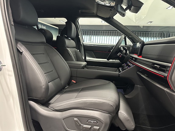 Hyundai Santa Fe 23 of 24
