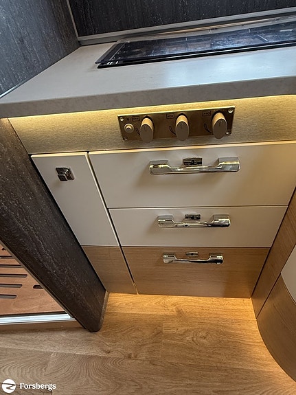 Hymer B 780 ML / AUTOMAT / ALDE / LÅNGBÄDDAR / MERCEDES 14 of 21