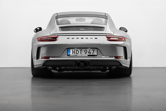 Porsche 911 4 of 30