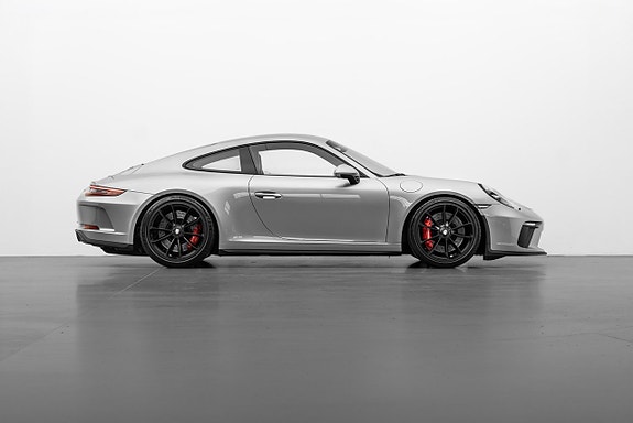Porsche 911 5 of 30