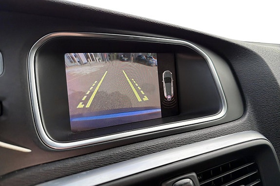 Volvo V40 10 of 11