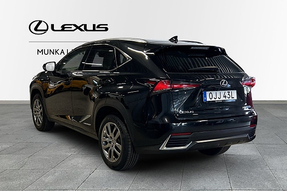 Lexus NX300h 3 of 13