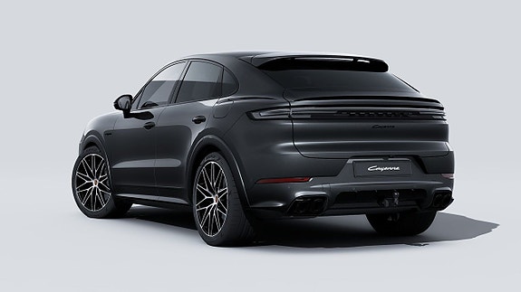 Porsche Cayenne 3 of 10
