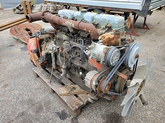 Motor Scania DS8 2 of 5