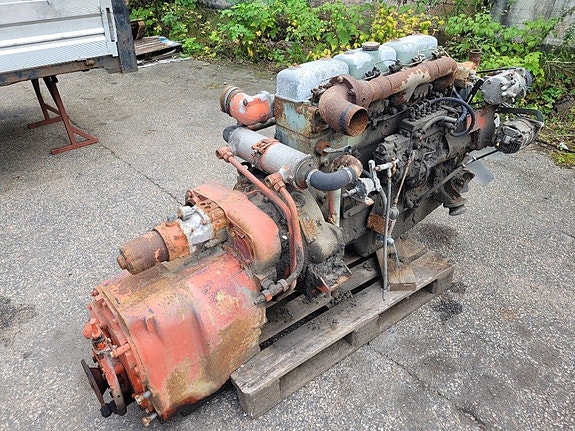 Motor Scania DS8 4 of 5