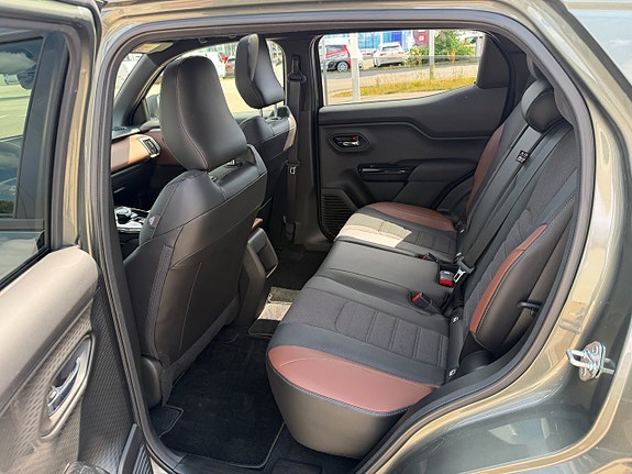 Suzuki eVitara 11 of 26