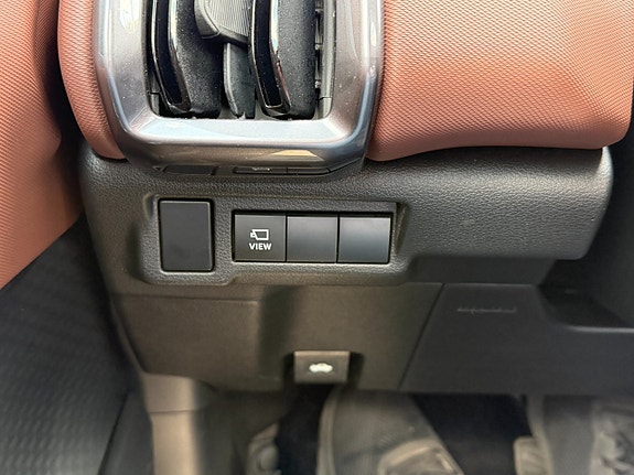 Suzuki eVitara 18 of 26