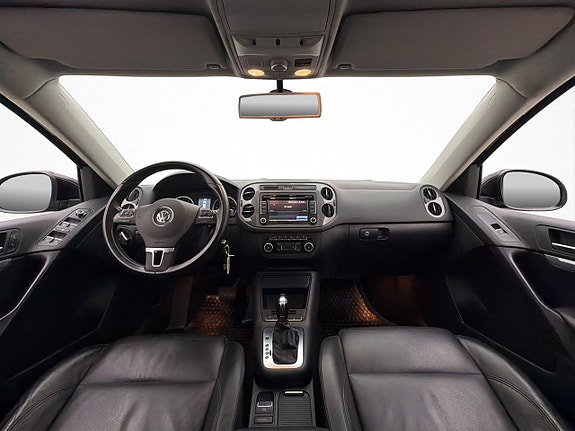 Volkswagen Tiguan 14 of 30