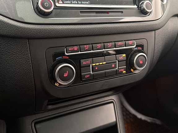 Volkswagen Tiguan 22 of 30