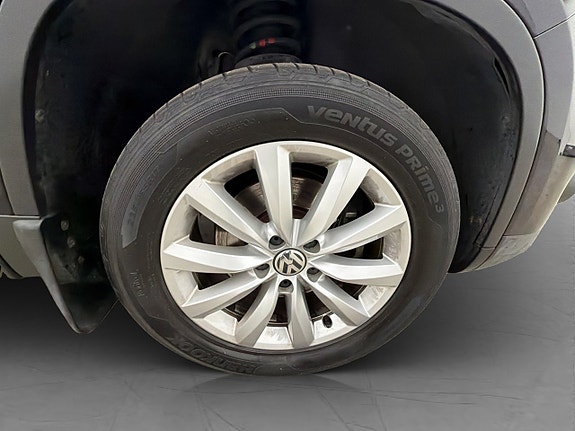 Volkswagen Tiguan 28 of 30