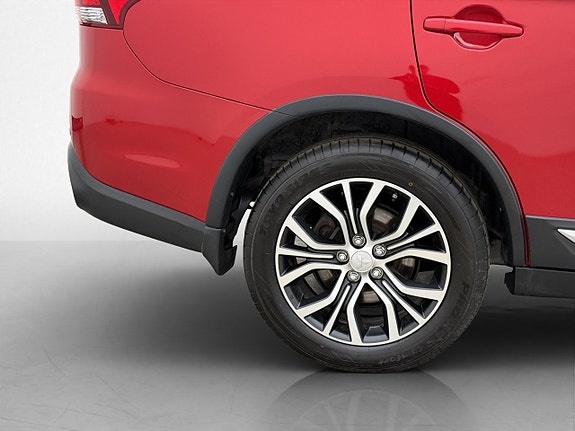 Mitsubishi Outlander 27 of 30