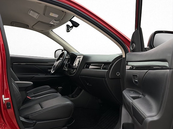 Mitsubishi Outlander 25 of 30