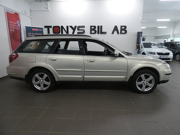 Subaru Outback 6 of 17
