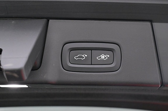 Volvo V90 23 of 27