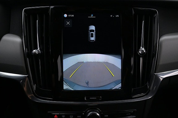 Volvo V90 13 of 27