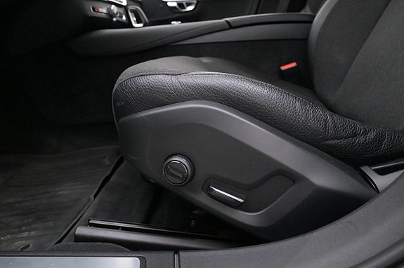 Volvo V90 10 of 27