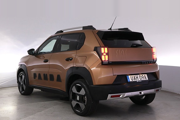 Fiat Grande Panda 4 of 27