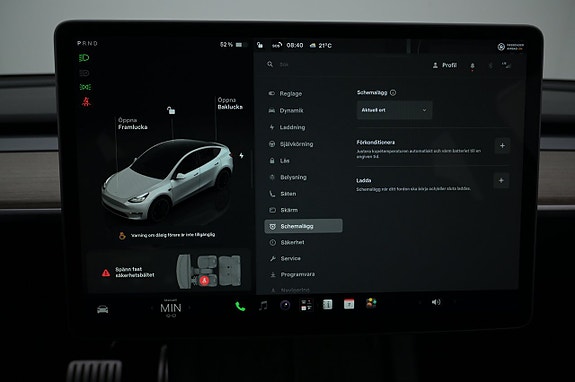 Tesla Model Y 12 of 27