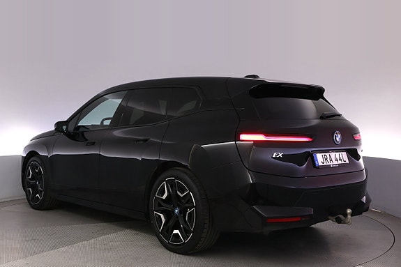BMW iX 4 of 27
