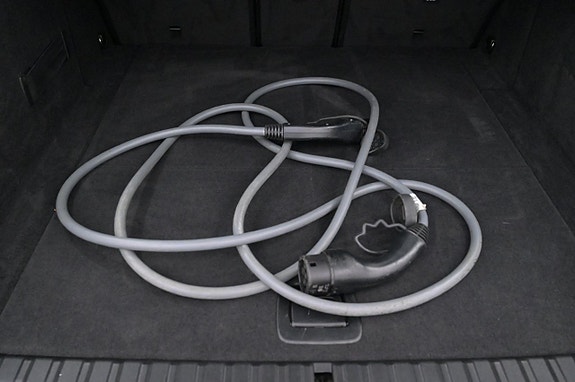 BMW iX 24 of 27