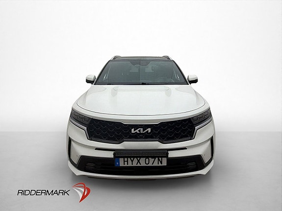 Kia Sorento 2 of 30