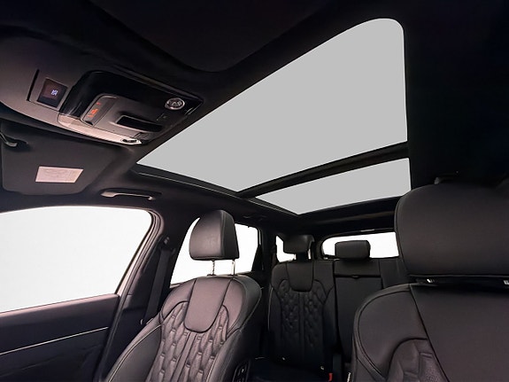 Kia Sorento 14 of 30