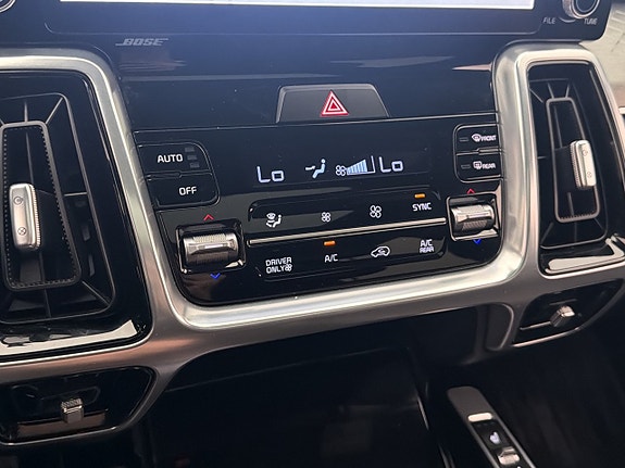 Kia Sorento 26 of 30