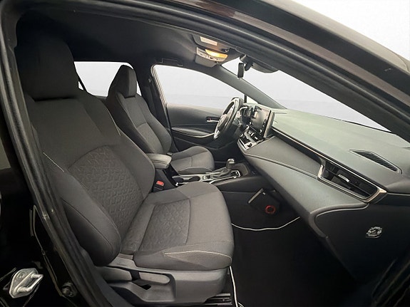 Toyota Corolla 27 of 30
