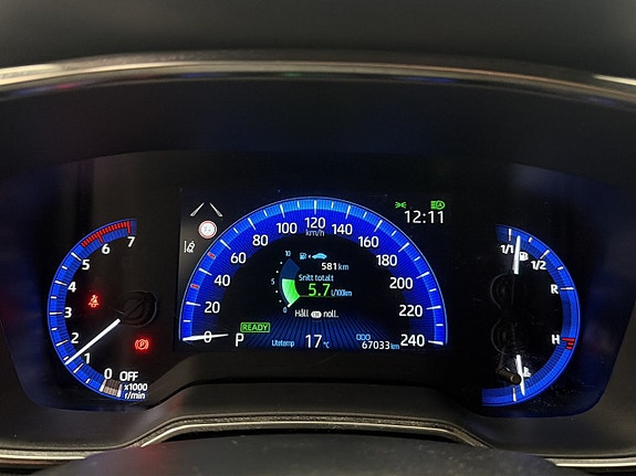 Toyota Corolla 18 of 30
