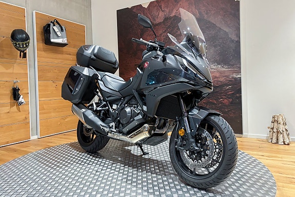 Honda NT 1100 |Toppbox|Sidoväskor|Innerväskor|848 mil|SE SPEC| 3 of 14