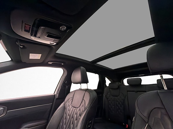Kia Sorento 12 of 30