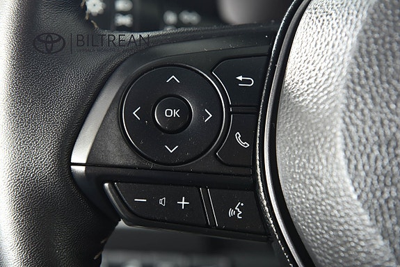 Toyota RAV4 16 of 26