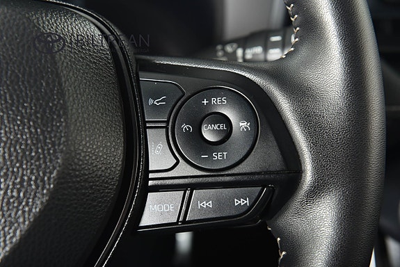 Toyota RAV4 17 of 26