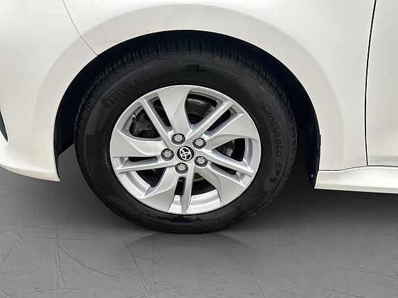 Toyota Yaris 26 of 27