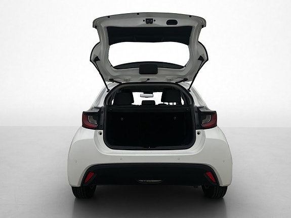 Toyota Yaris 23 of 27