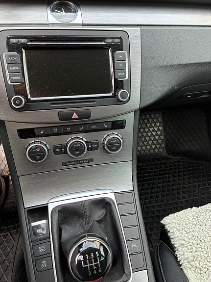 Volkswagen Passat 3 of 4
