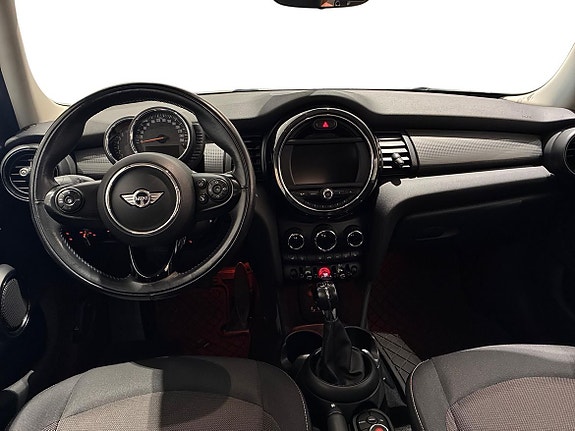 MINI Cooper 5 of 15