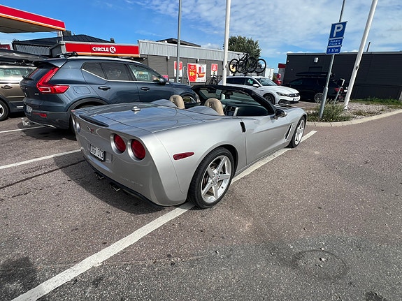 Chevrolet Corvette 2 of 3