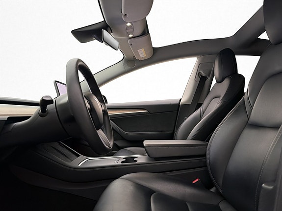 Tesla Model 3 10 of 30