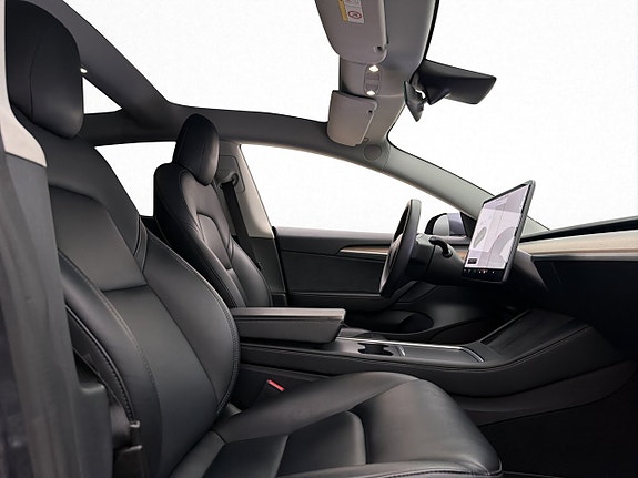 Tesla Model 3 25 of 30